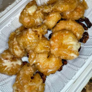 Shrimp with Honey-Glazed Walnut