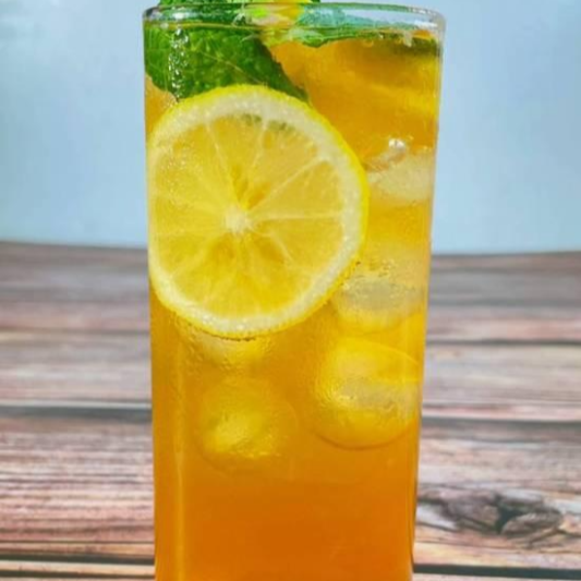 Hong Kong Style Lemon Tea / 港式冻柠茶