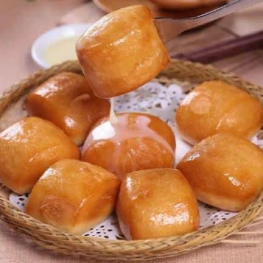 Deep-Fried Steamed Buns with Cream (5 pcs) / 炼乳小馒头