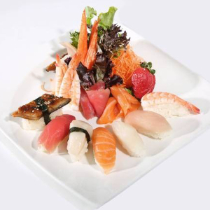 Nigiri or Sashimi (2 pcs)