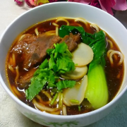 Homemade Beef Noodle Soup 牛肉湯麵