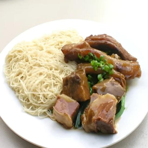 Homemade Beef & Beef Tendon Noodles with Sesame Sauce