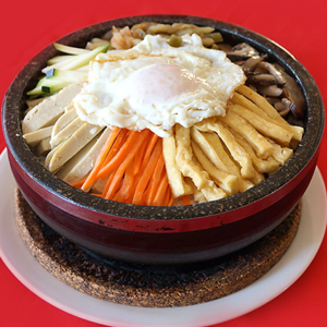 133. Steamed Rice with Mixed Vegetables in Hot Stone Pot 石鍋飯