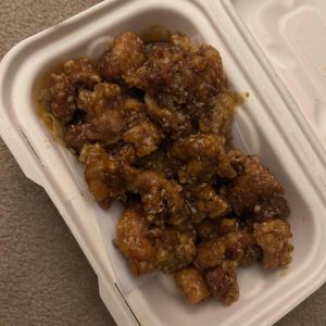 6. Sweet Marinated Chicken with Raisin 닭강정