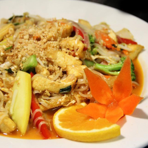 Stir-Fried Noodles (M&igrave; / Hủ Tiếu X&agrave;o)