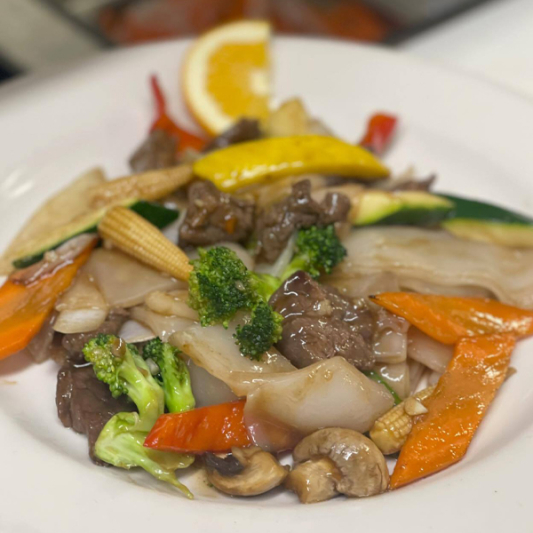 Stir-Fried Flat Rice Noodles