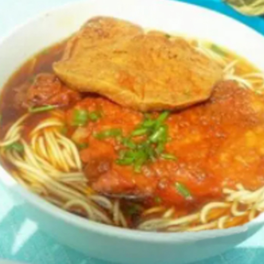 3. Deep-Fried Fish on Noodles 魚排麵
