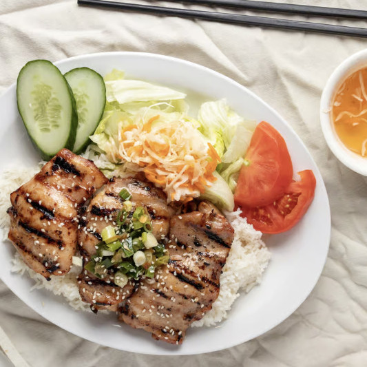 26. Com Ga Nuong