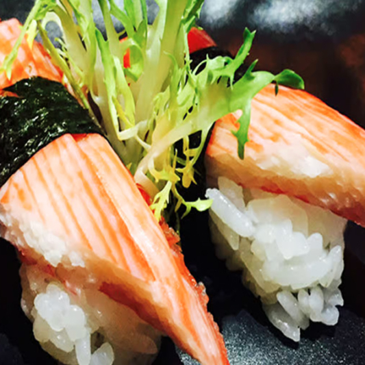#37. Nigiri &agrave; la goberge saveur crabe (2 mcx) / Imitation Crab Stick Nigiri (2 pcs)
