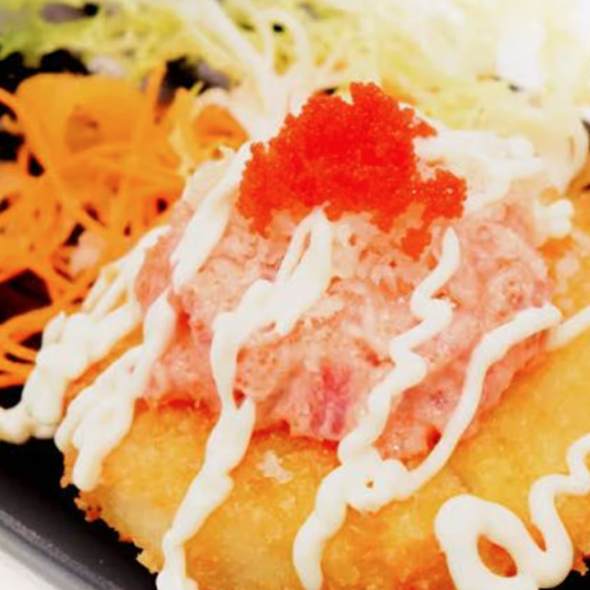 #93. Thon &eacute;pic&eacute; sushi pizza (2 mcx) / Spicy Tuna Sushi Pizza (2 pcs)