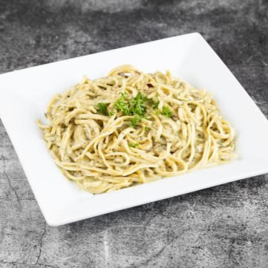 Creamy Pesto Pasta