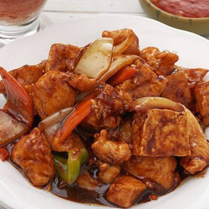 22. Chicken with Tofu in Oyster Sauce 蚝油鸡丁豆腐煲