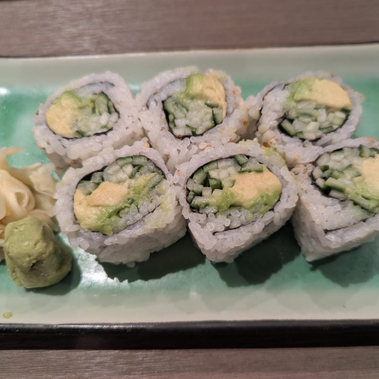 Avocado & Cucumber Roll