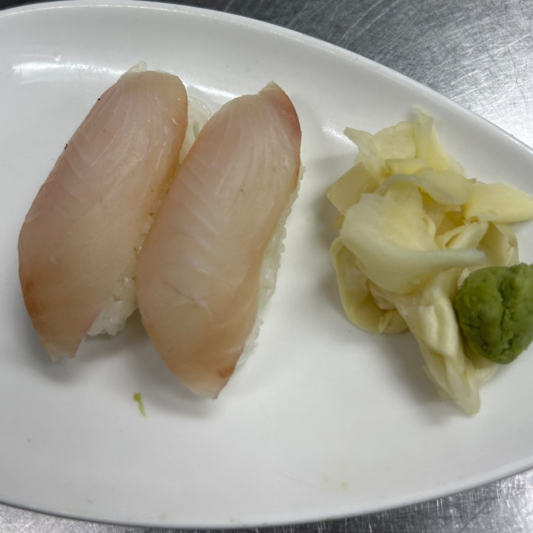 Tilapia Sushi (2 pcs)