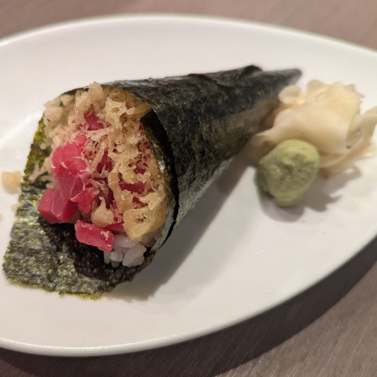 Spicy Tuna Hand Roll (1 pc)
