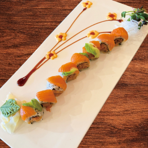 R2. Salmon Lover Roll (8 pcs)