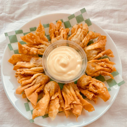 Wonton frit au porc (8 mcx) / Fried Pork Wonton (8 pcs）