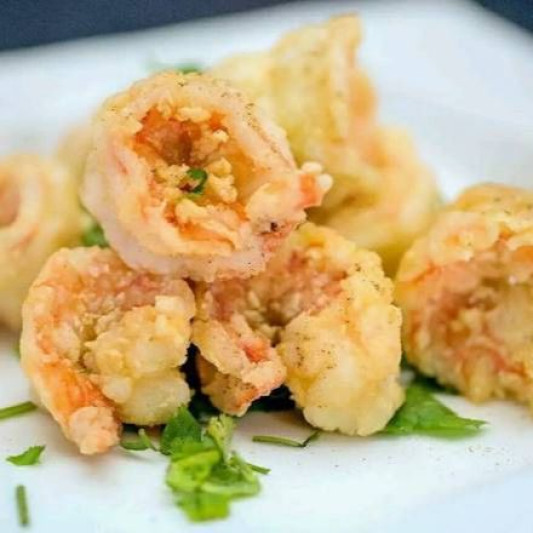 (A) Crevettes au sel et au poivre / Salt and Pepper Shrimps