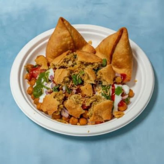 Samosa Chaat (2 pcs)