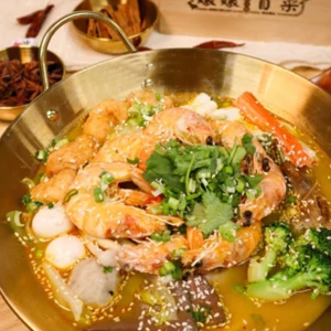 Shrimps in Chicken Pumkin Soup