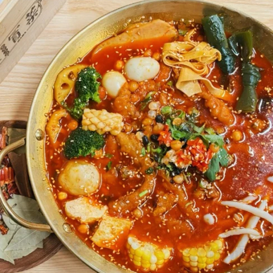Crispy Pork in Spicy Golden Soup