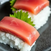Tuna Sushi (1 pc)