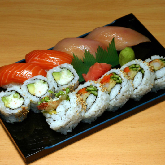 Sushi Combo F