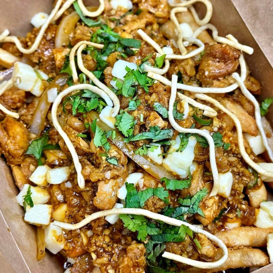 Chilli Chicken Poutine