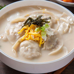 7. Dumpling Soup (Man Du Guk)