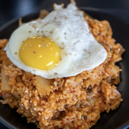 10. Kimchi Fried Rice (Kimchi Bokkeum-bap)