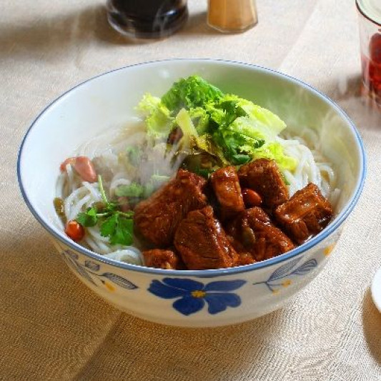Signature Rice Noodle Soup with Braised Beef Brisket