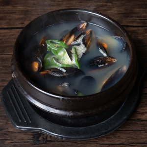 Mussel Soup 홍합탕