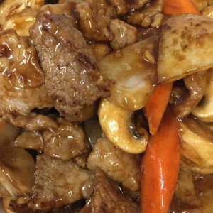 67. Stir-Fried Mushrooms with Beef