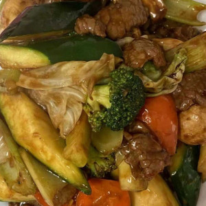 55. Veggie Stir-Fry with Chicken