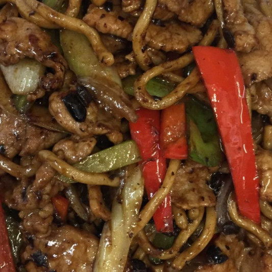 52. Black Bean Sauce Chicken Fried Noodles