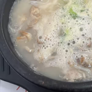 Pork Belly Soup Combo / 돼지국밥 정식