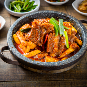 Braised Spicy Beef Ribs / 매운 소갈비찜 