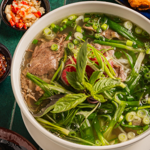 Phở (Rice Noodle Soup)