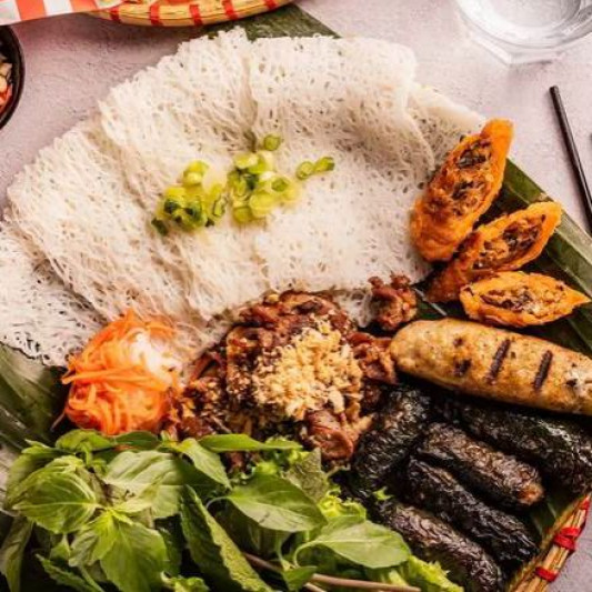 S06. Special Fine Vermicelli Platter / B&aacute;nh Hỏi Đặc Biệt / 特别细粉丝
