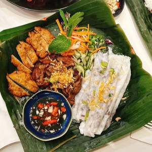 Di An Special Steamed Rice Rolls / Banh Cuon Dac Biet