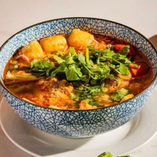 Crab Noodle Soup with Soft-Shell Crab / B&uacute;n Ri&ecirc;u Cua