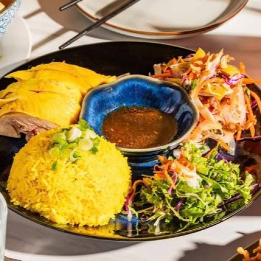 Cơm G&agrave; Hội An