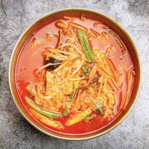 Yukgaejang /  육개장