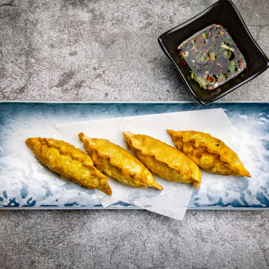 Fried Dumplings (6 pcs) / 군만두