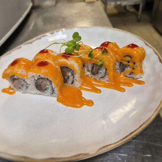 Spicy Tuna Roll (8 pcs)