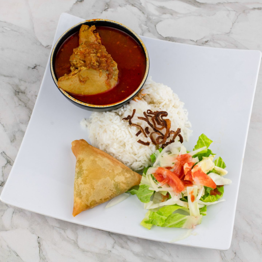 5. Shrimp Curry Bento