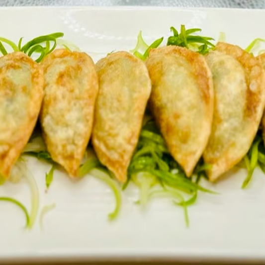 Fried Dumplings (8 pcs) 군만두