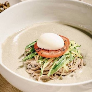 Noodles in Cold Soybean Soup 콩국수