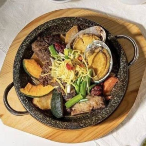 Jeonbok Galbijjim 전복갈비찜