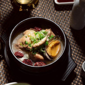 Wild Ginseng & Abalone Chicken Soup 산삼전복삼계탕